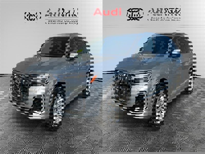 Certified 2025 Audi Q7 2.0T Premium w/ Convenience Package image 1