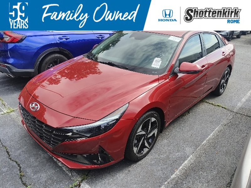 Used 2022 Hyundai Elantra Limited image 1