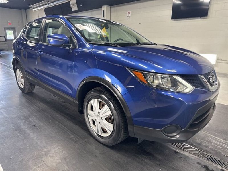 Used 2018 Nissan Rogue Sport S image 1