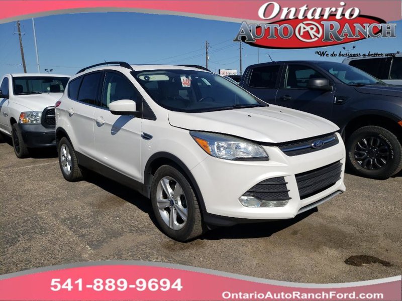 Used 2015 Ford Escape SE w/ Equipment Group 201A image 1