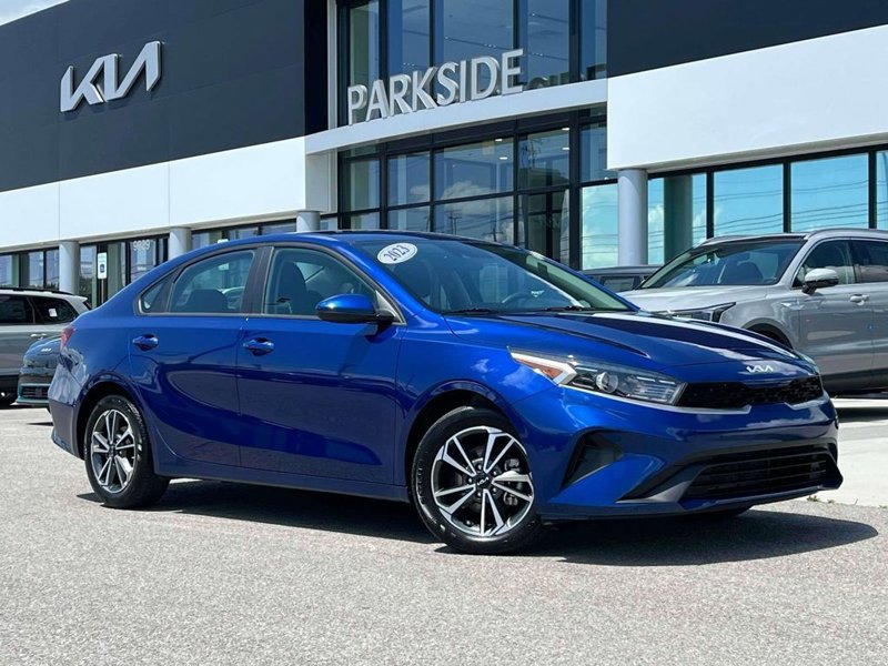 Used 2023 Kia Forte LXS image 1