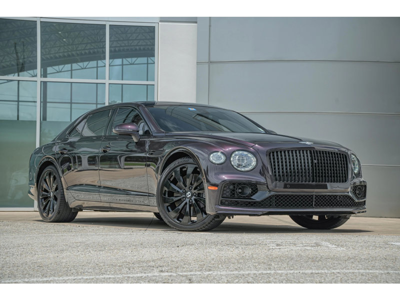 Certified 2022 Bentley Flying Spur V8 image 1