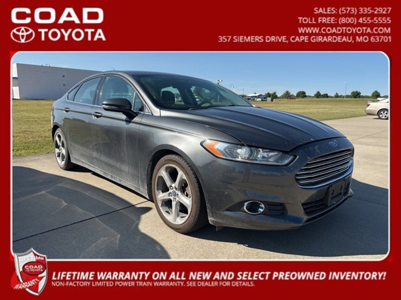 Used 2015 Ford Fusion SE w/ Equipment Group 201A image 1