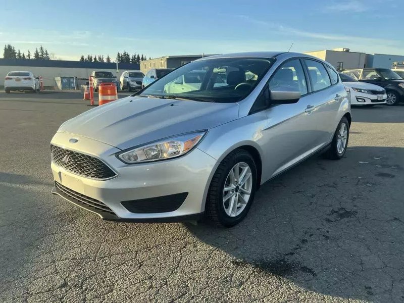 Used 2018 Ford Focus SE image 1