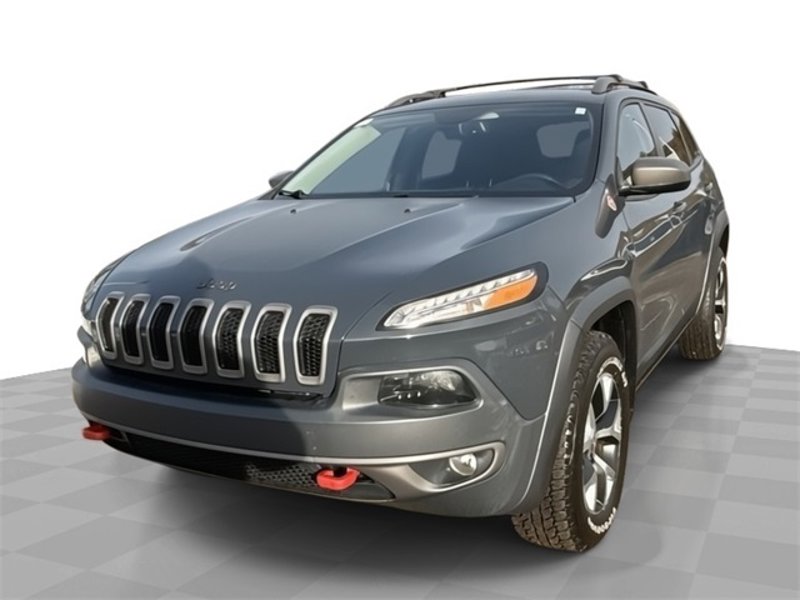 Used 2016 Jeep Cherokee Trailhawk w/ Comfort/Convenience Group image 1