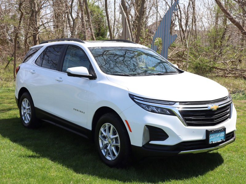 Certified 2022 Chevrolet Equinox LT image 1