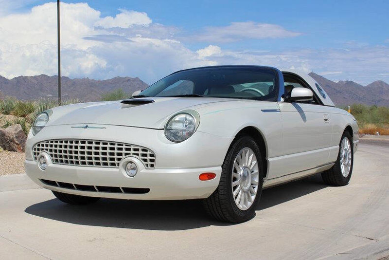 Used 2005 Ford Thunderbird Deluxe image 1