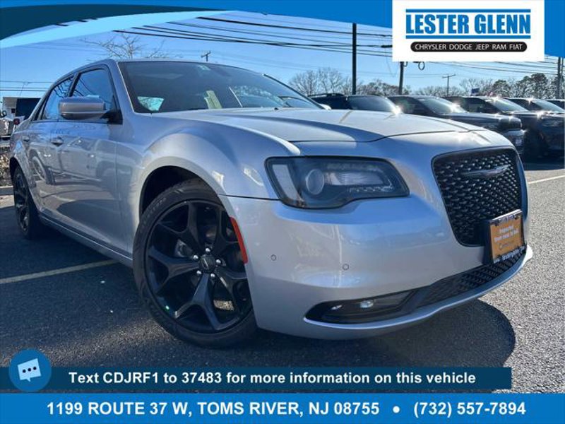 Certified 2022 Chrysler 300 S image 1