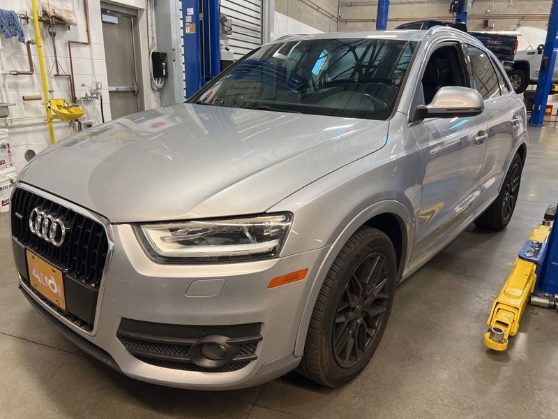 Used 2015 Audi Q3 2.0T Prestige w/ Prestige Package image 1