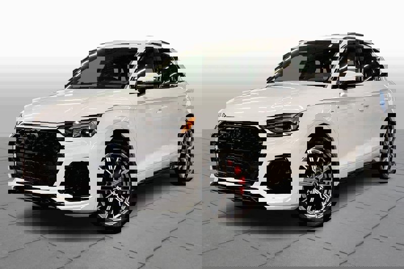 Certified 2024 Audi Q5 e Premium Plus w/ Premium Plus Package image 1