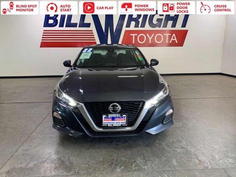 Used 2022 Nissan Altima 2.5 SV image 1