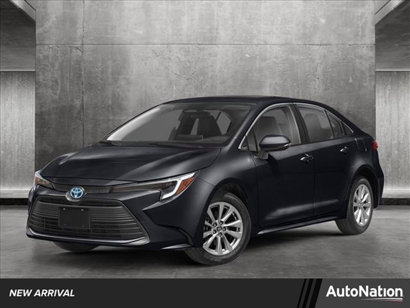 Used 2024 Toyota Corolla XLE image 1