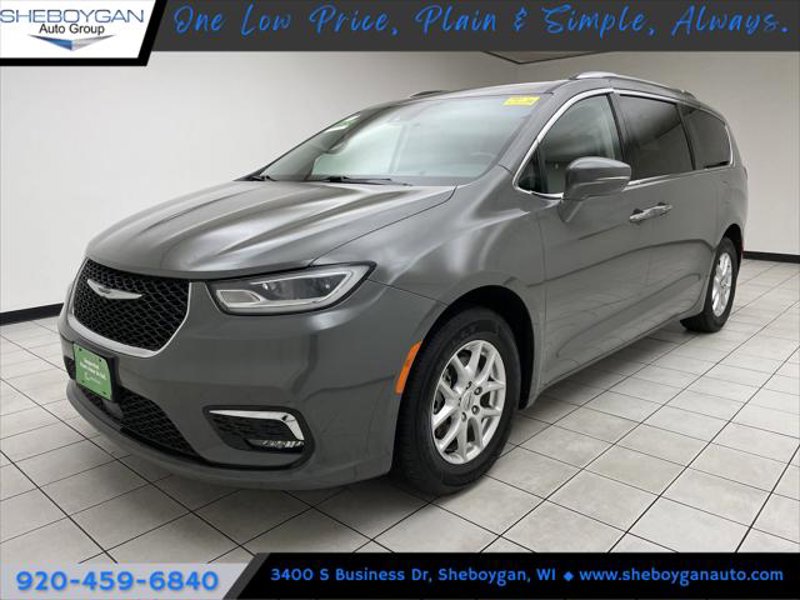 Certified 2021 Chrysler Pacifica Touring-L image 1