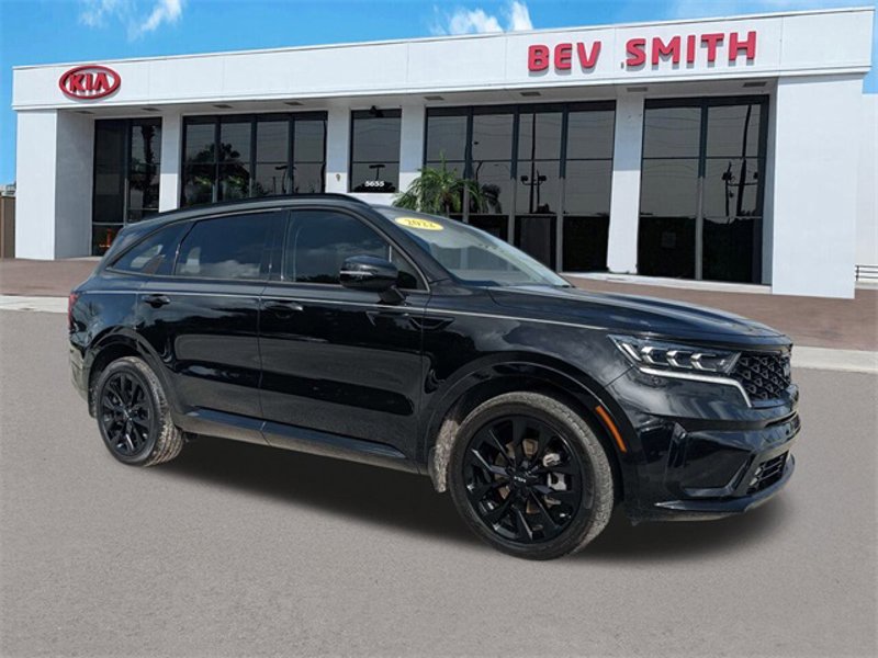 Certified 2022 Kia Sorento SX image 1