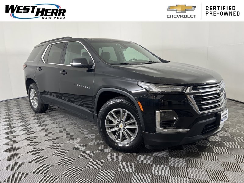 Certified 2023 Chevrolet Traverse LT image 1