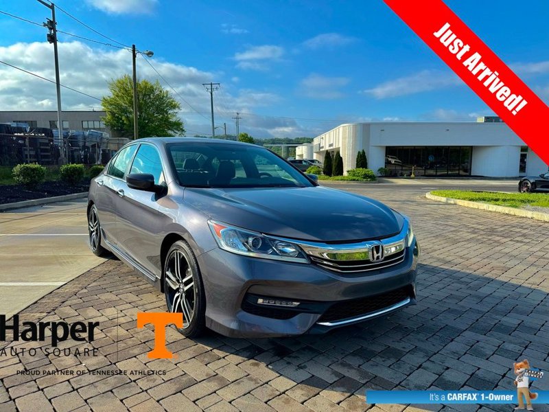 Used 2016 Honda Accord Sport image 1