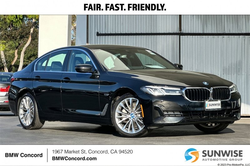 Certified 2023 BMW 530e w/ Premium Package image 1