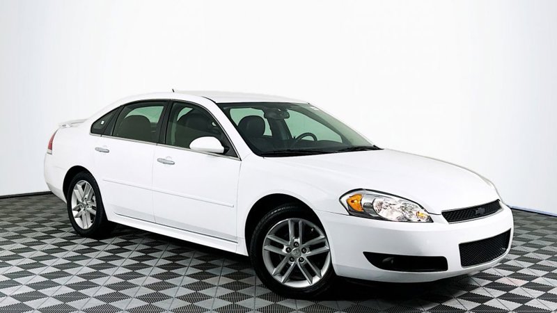 Used 2016 Chevrolet Impala LT image 1