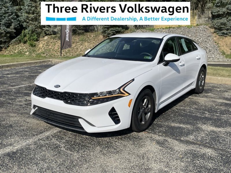 Used 2021 Kia K5 LX image 1
