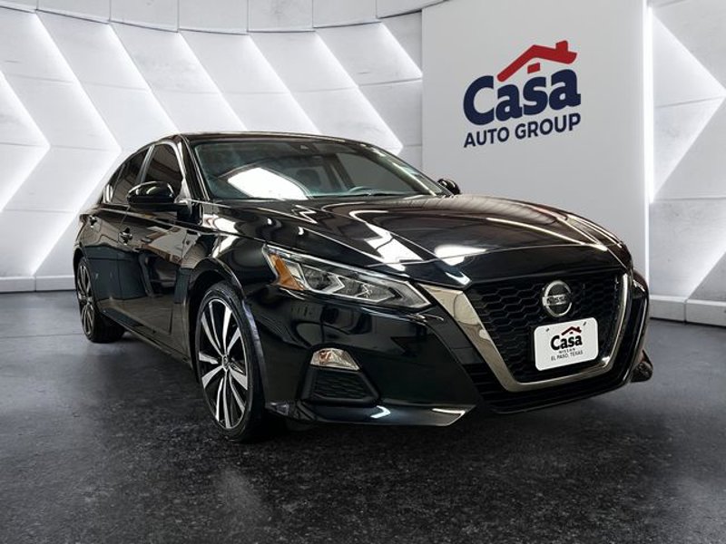 Certified 2022 Nissan Altima 2.5 SR image 1