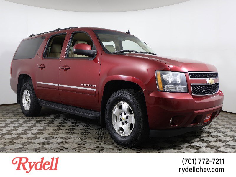 Used 2011 Chevrolet Suburban LT image 1