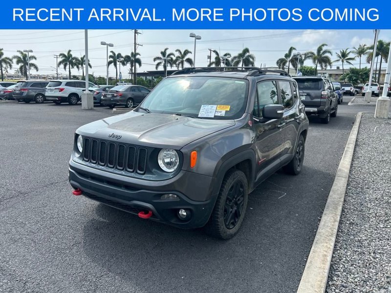 Used 2018 Jeep Renegade Trailhawk image 1
