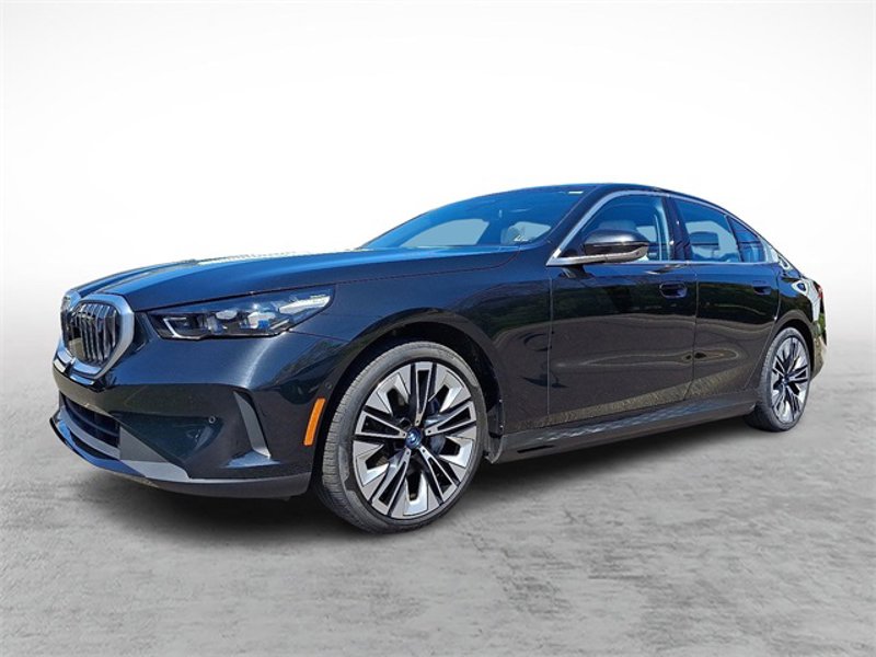 Certified 2024 BMW i5 eDrive40i w/ Premium Package image 1