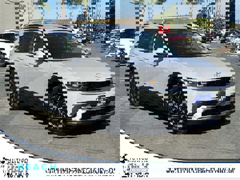 Certified 2025 Hyundai Ioniq 5 SEL image 1