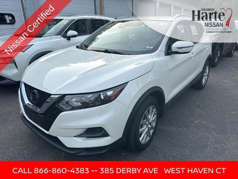 Certified 2020 Nissan Rogue Sport SV image 1