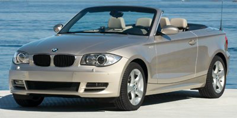 Used 2011 BMW 128i Convertible image 1