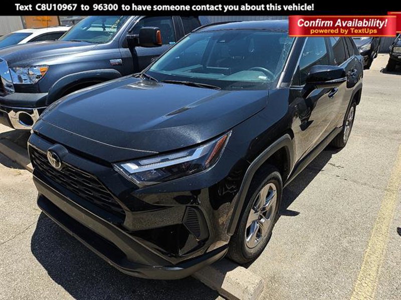 Used 2024 Toyota RAV4 XLE image 1