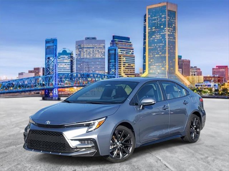 Certified 2024 Toyota Corolla SE image 1