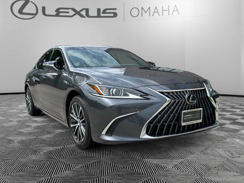 Certified 2025 Lexus ES 350 w/ Premium Package image 1