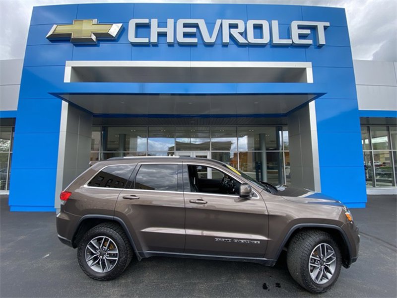 Used 2019 Jeep Grand Cherokee Laredo w/ Security & Convenience Group image 1