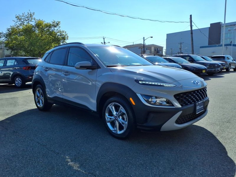 Certified 2022 Hyundai Kona SEL image 1