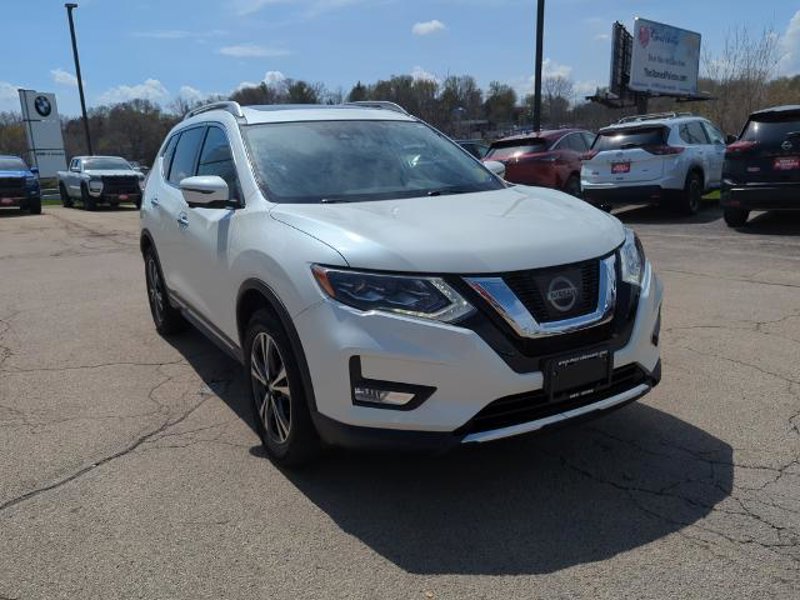 Certified 2017 Nissan Rogue SL w/ SL Premium Package image 1