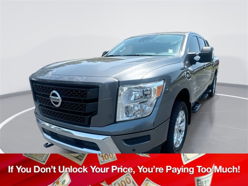 Certified 2022 Nissan Titan SV image 1
