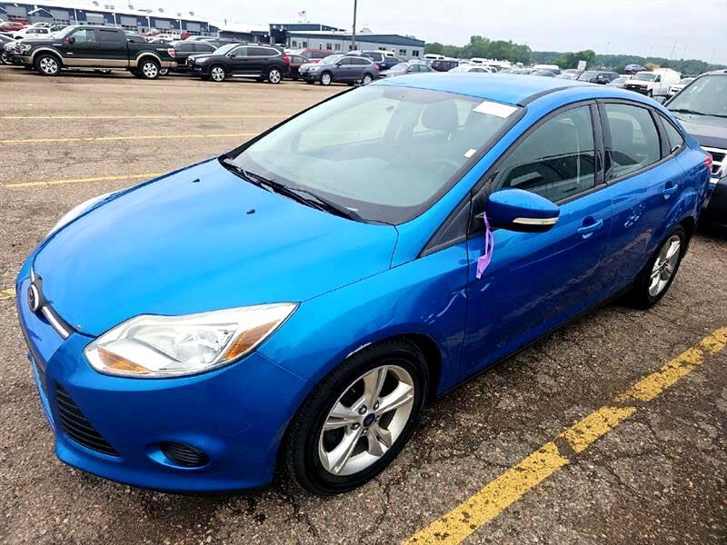 Used 2014 Ford Focus SE image 1