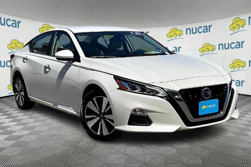 Certified 2022 Nissan Altima 2.5 SV image 1