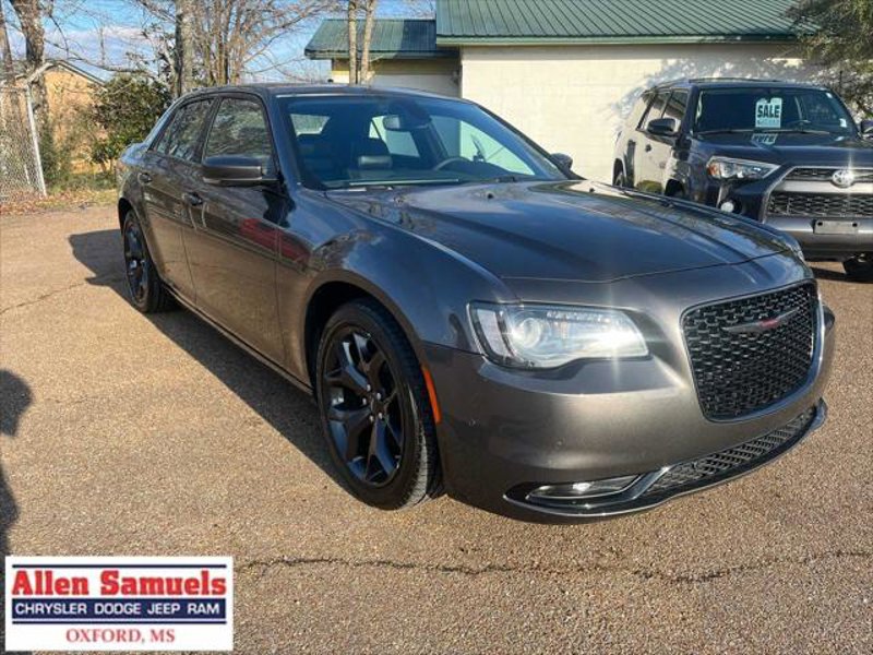Certified 2023 Chrysler 300 S image 1