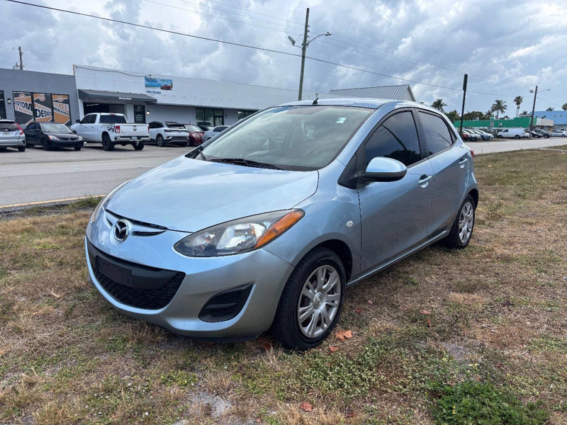 Used 2013 MAZDA MAZDA2 Sport image 1