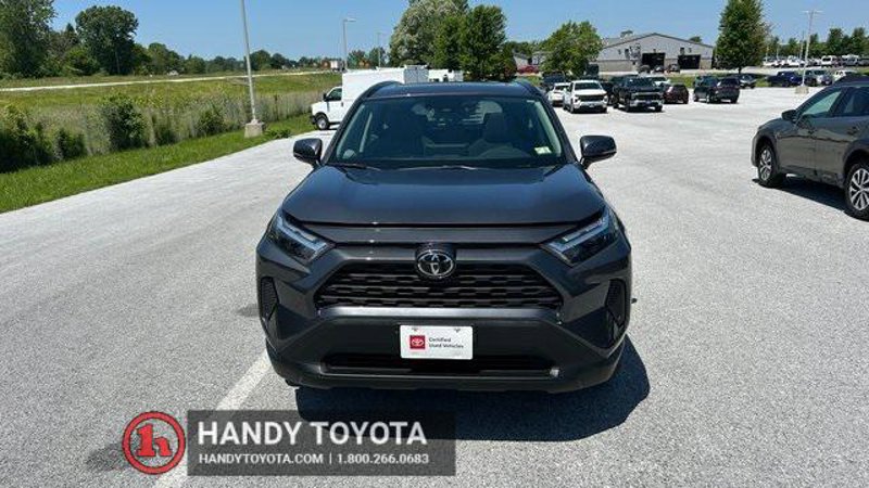 Certified 2022 Toyota RAV4 XLE image 1