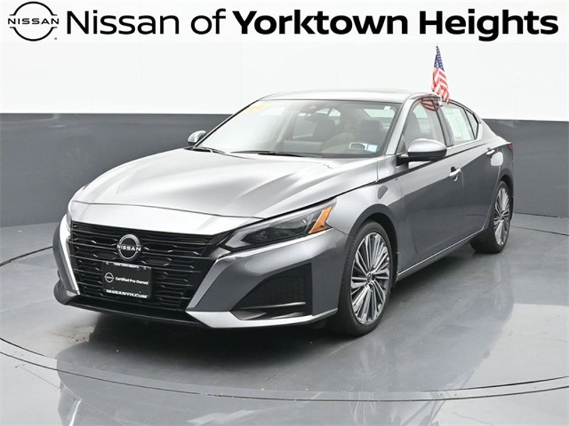 Certified 2024 Nissan Altima 2.5 SL image 1