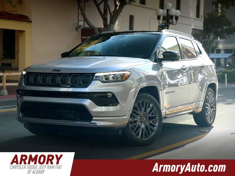 Used 2022 Jeep Compass Trailhawk image 1