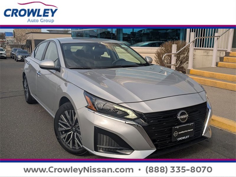 Certified 2024 Nissan Altima 2.5 SV w/ SV Premium Package image 1
