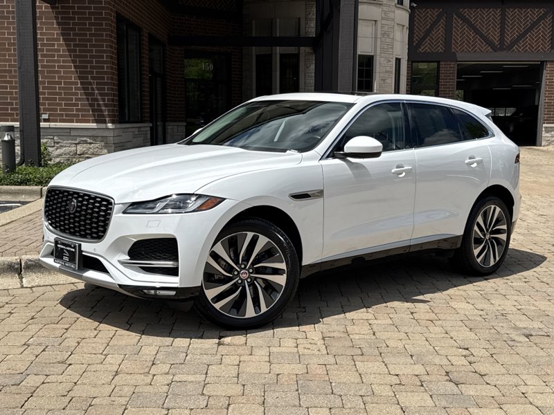 Used 2022 Jaguar F-PACE S image 1
