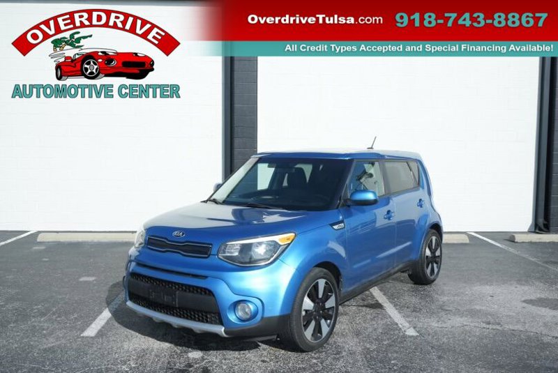 Used 2018 Kia Soul + image 1
