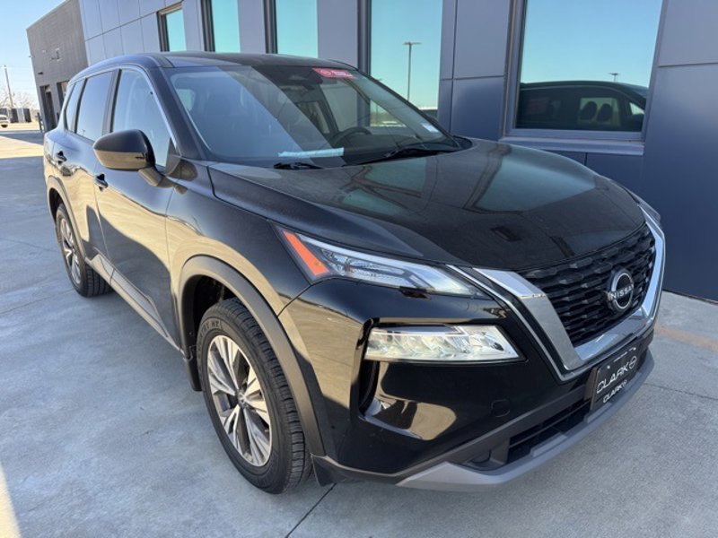 Certified 2023 Nissan Rogue SV image 1