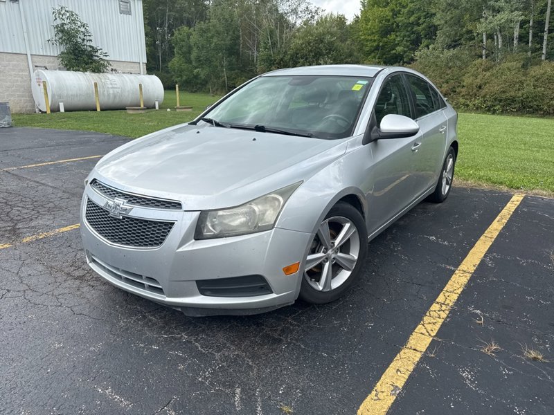 Used 2013 Chevrolet Cruze LT image 1