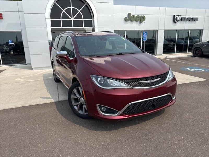 Certified 2020 Chrysler Pacifica Limited image 1